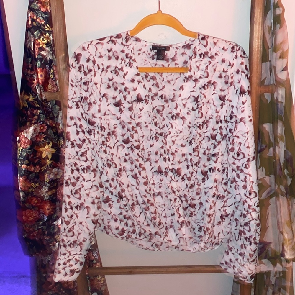Small halogen long sleeve blouse